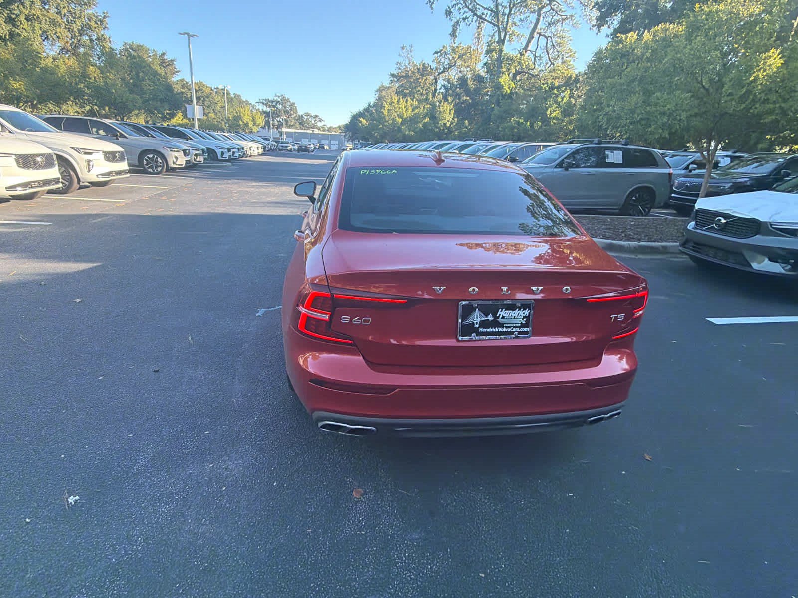 Used 2020 Volvo S60 T5 Momentum FWD image 12