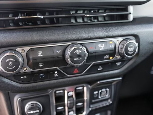 Used 2025 Jeep Wrangler Unlimited Sport S 4xe image 22