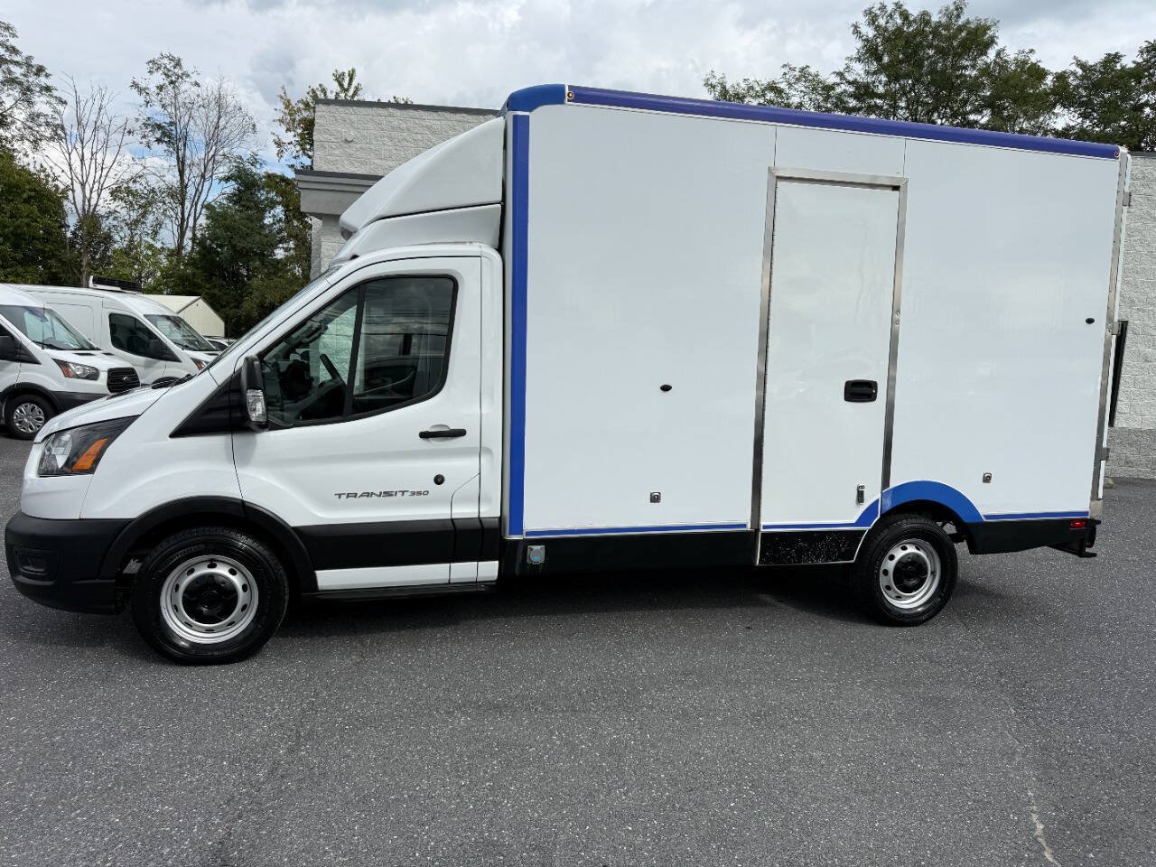 Used 2022 Ford Transit 350 w/ Upfitter Package RWD image 34