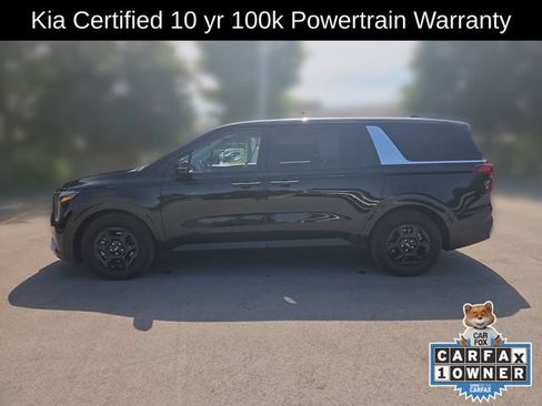 Certified 2026 Kia Carnival FWD image 2