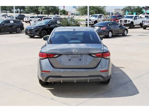Used 2024 Nissan Sentra SV FWD image 5