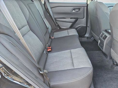 Used 2025 Nissan Rogue SV AWD/4WD image 18