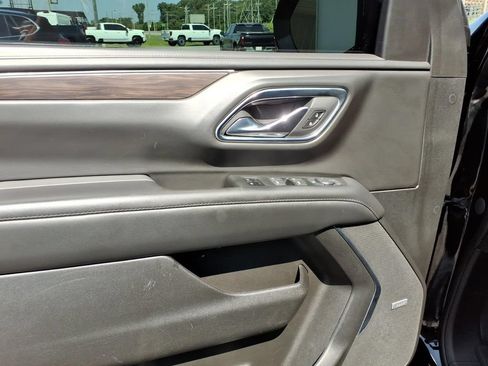 Used 2023 Chevrolet Tahoe LT AWD/4WD image 17