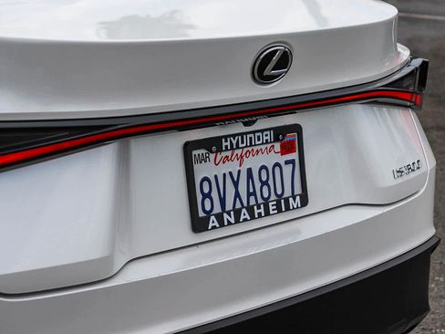 Used 2021 Lexus IS 300 w/ Accessory Package RWD image 10