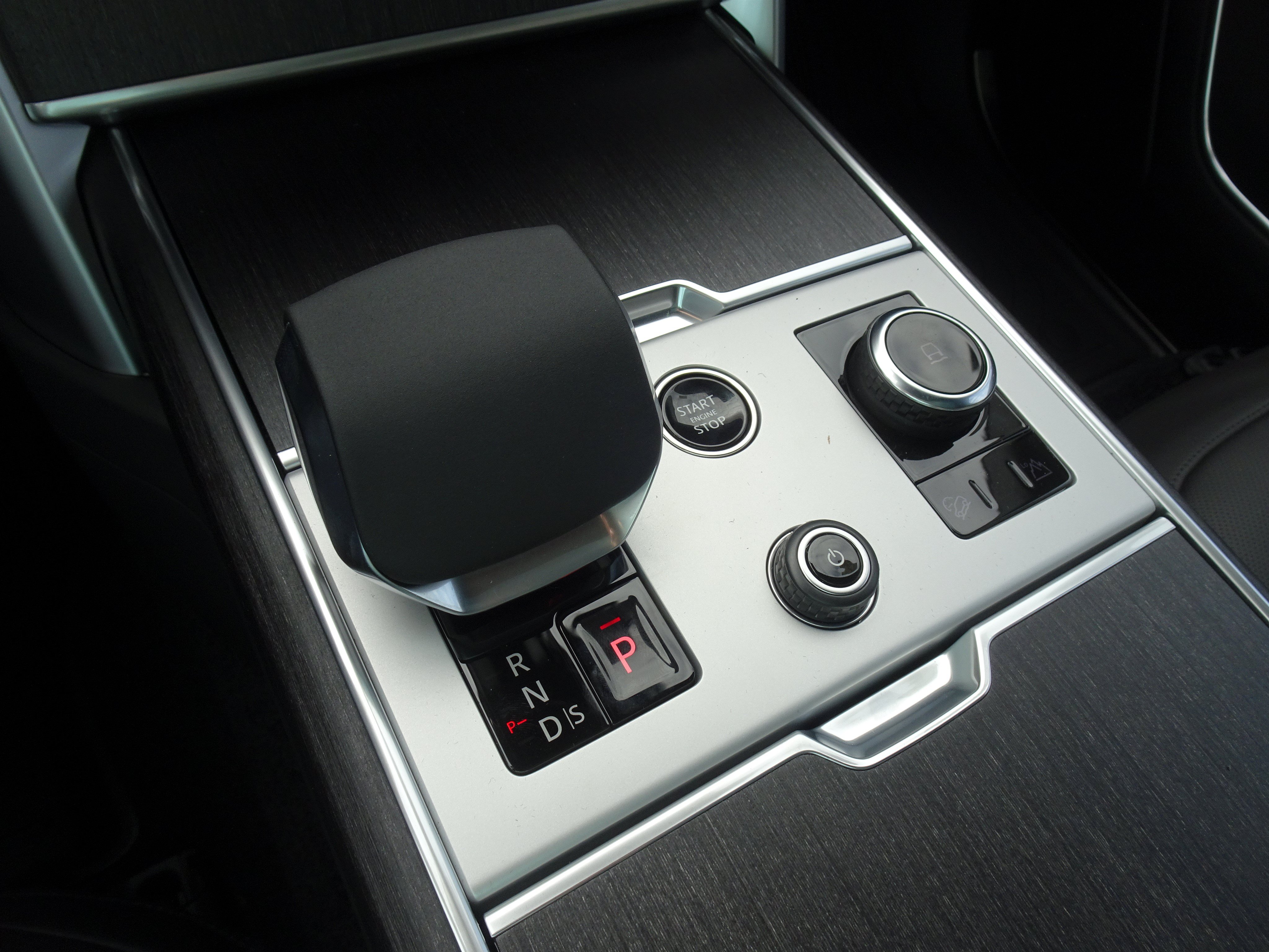 New 2027 Land Rover Range Rover SE AWD/4WD image 24