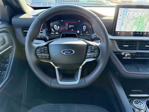 Used 2025 Ford Explorer ST-Line w/ Premium Package image 13