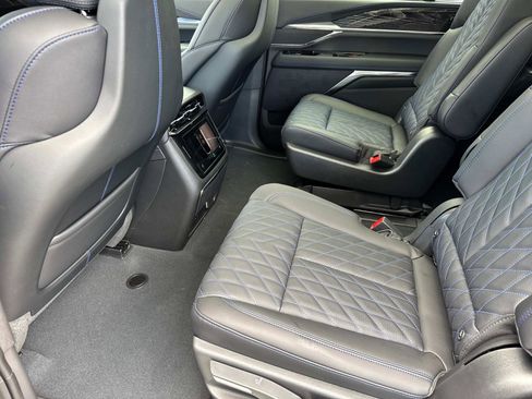 New 2026 Cadillac Escalade IQ Sport 1 w/ LPO, ONYX Package image 15