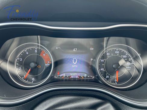 Used 2019 Jeep Cherokee Limited AWD/4WD image 20