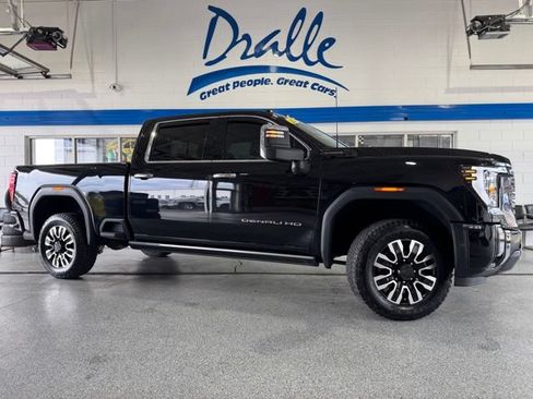 Used 2024 GMC Sierra 2500 Denali Ultimate AWD/4WD image 1