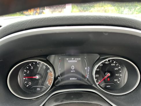 Used 2018 Jeep Compass Latitude w/ Cold Weather Group AWD/4WD image 20