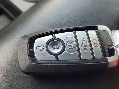 Used 2019 Ford F250 Platinum w/ Platinum Ultimate Package image 40