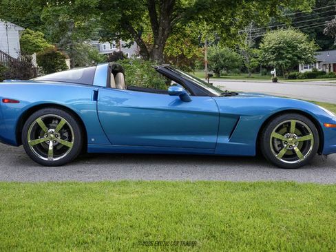 Used 2009 Chevrolet Corvette Coupe w/ Preferred Equipment Group RWD image 9