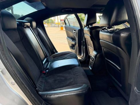 Used 2016 Dodge Charger R/T RWD image 17