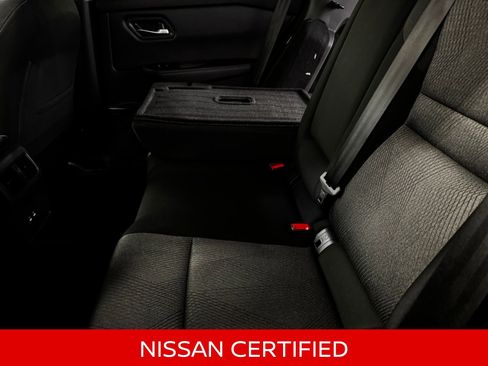 Certified 2025 Nissan Rogue SV image 32