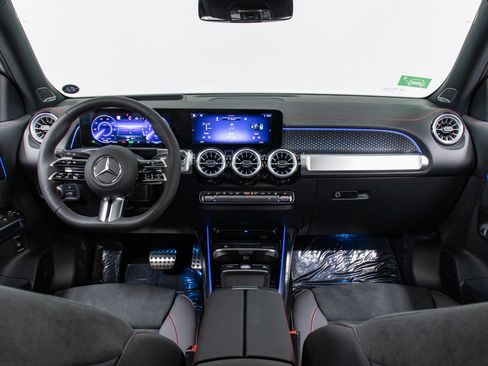 New 2024 Mercedes-Benz EQB 300 4MATIC image 19