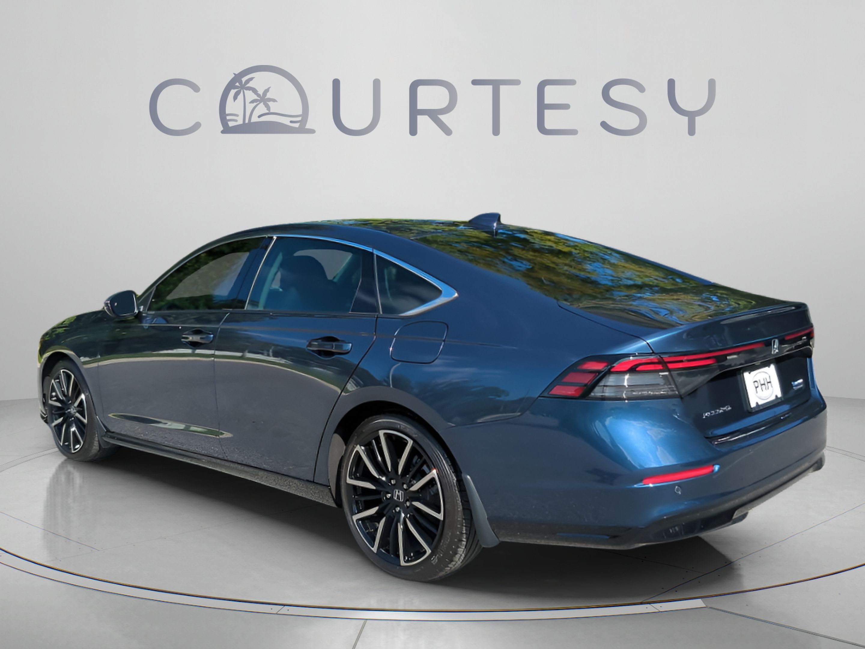 Used 2026 Honda Accord Touring image 5
