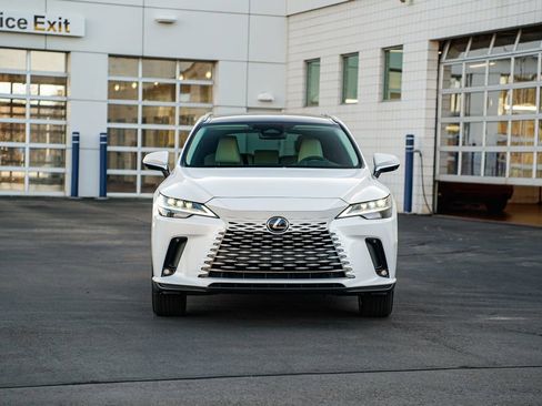 Used 2026 Lexus RX 350 w/ Convenience Package image 2
