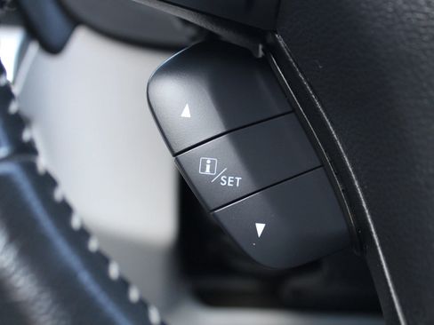 Used 2014 Subaru Forester 2.5i Limited image 27