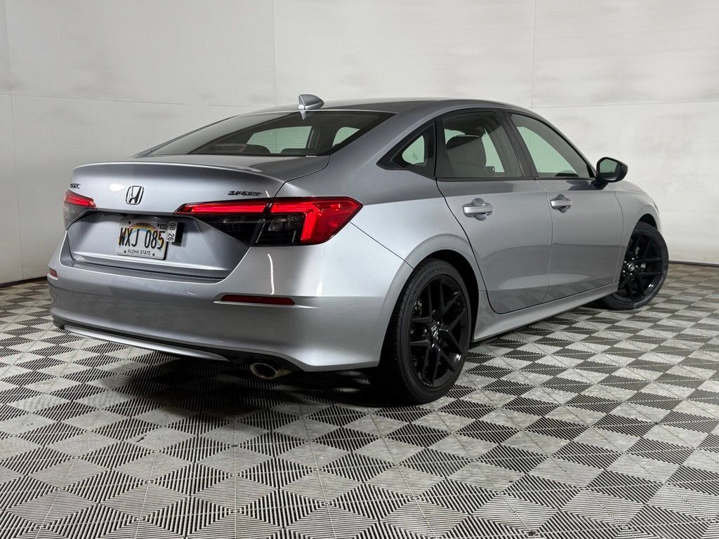 Used 2024 Honda Civic Sport image 2