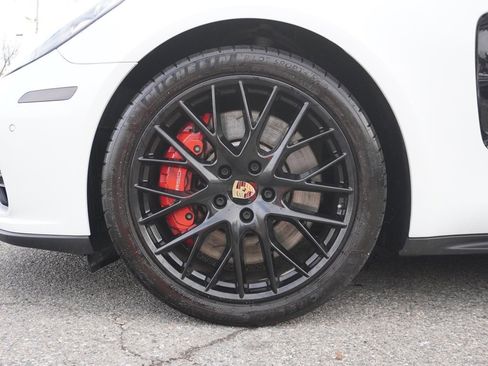 Used 2019 Porsche Panamera Turbo image 27