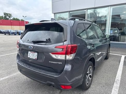 Used 2020 Subaru Forester Premium w/ Popular Package #1 AWD/4WD image 3
