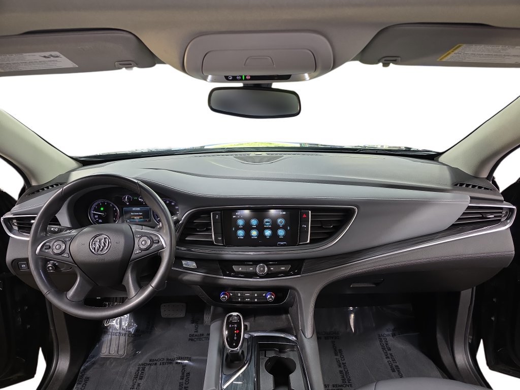Used 2018 Buick Enclave Essence w/ Trailering Package FWD image 9