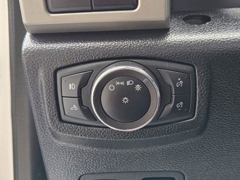 Used 2019 Ford F250 Lariat w/ Lariat Ultimate Package image 32