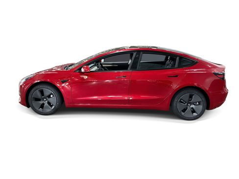 Certified 2023 Tesla Model 3 Standard Range RWD image 3