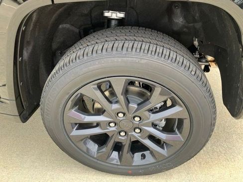New 2026 Jeep Grand Cherokee Limited AWD/4WD image 29