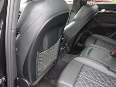 Used 2023 Audi SQ5 Premium Plus w/ Premium Plus Package AWD/4WD image 21