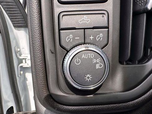 Used 2024 GMC Sierra 3500 Pro w/ Convenience Package AWD/4WD image 14