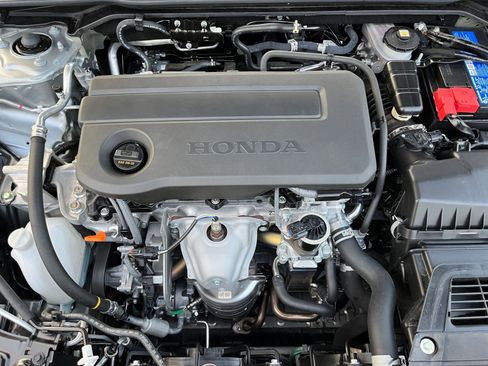 Used 2025 Honda Civic Sport image 30