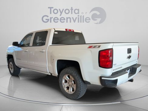 Used 2017 Chevrolet Silverado 1500 LT w/ All Star Edition AWD/4WD image 4