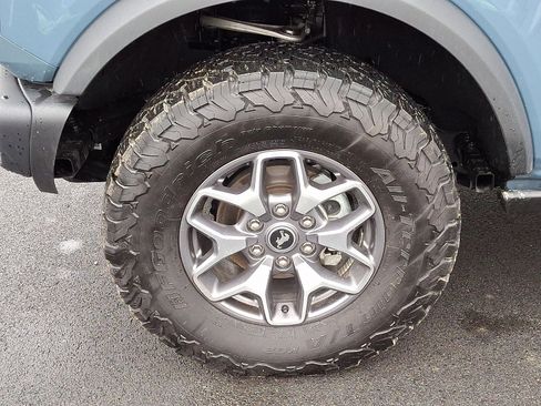 Certified 2025 Ford Bronco Badlands image 9