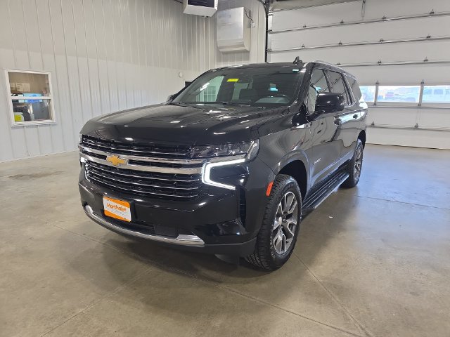 Used 2023 Chevrolet Tahoe LT w/ Luxury Package AWD/4WD image 4