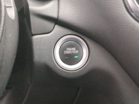 Used 2023 Chevrolet Equinox LT AWD/4WD image 21