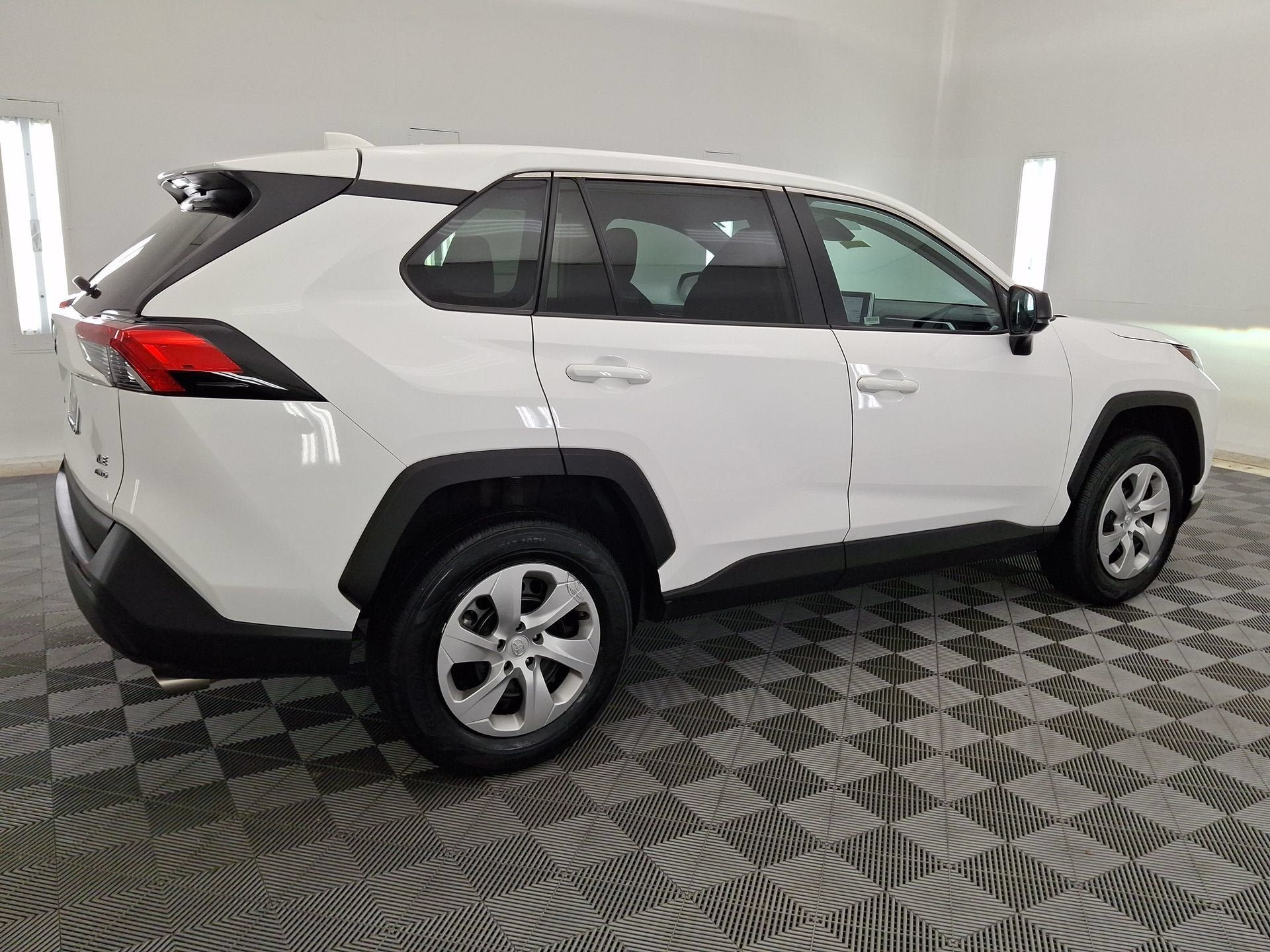 Certified 2025 Toyota RAV4 LE AWD/4WD image 25