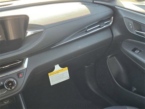 New 2026 Buick Envista Preferred image 16