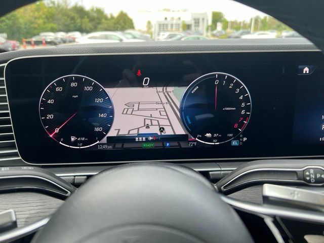 Used 2024 Mercedes-Benz GLE 450e 4MATIC image 4
