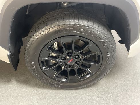 Used 2025 Toyota Tundra Limited w/ TRD Off-Road Package image 13