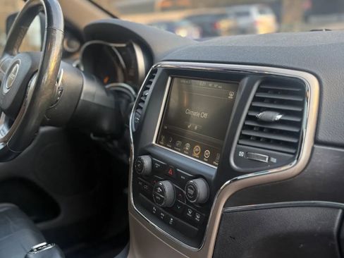 Used 2015 Jeep Grand Cherokee Limited image 20