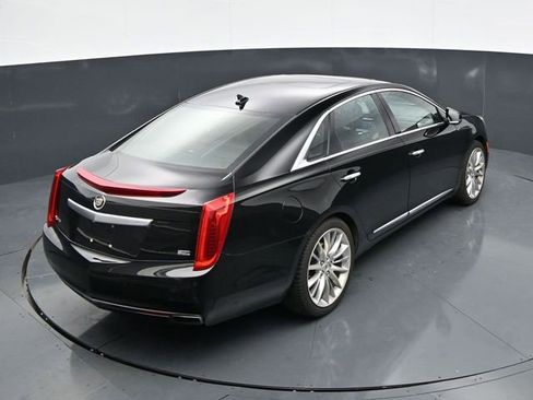 Used 2013 Cadillac XTS Platinum FWD image 32