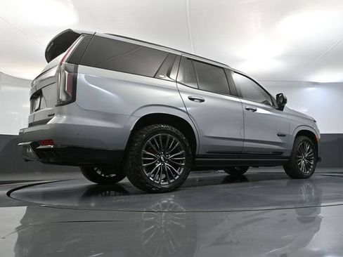 Used 2024 Cadillac Escalade V w/ LPO, ONYX Package AWD/4WD image 72