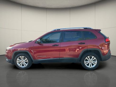 Used 2015 Jeep Cherokee Sport FWD image 4