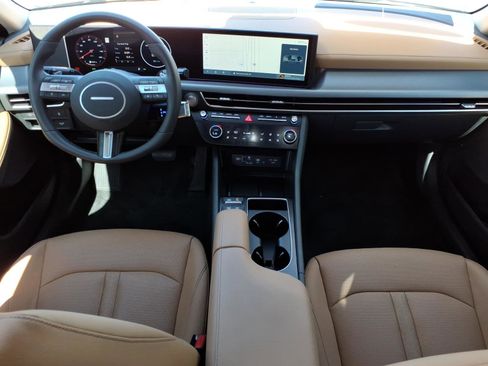 Certified 2025 Hyundai Sonata Limited FWD image 18