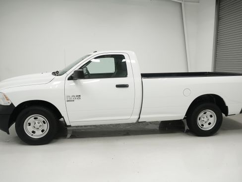 Used 2019 RAM 1500 Tradesman w/ Popular Equipment Group RWD image 6