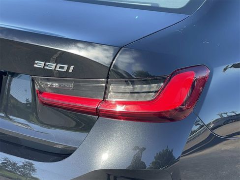 Used 2025 BMW 330i xDrive Sedan image 29