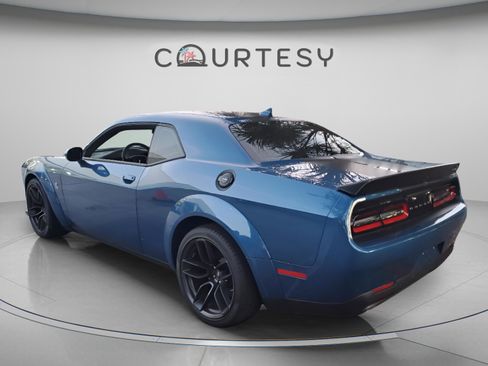 Used 2021 Dodge Challenger R/T Scat Pack RWD image 2