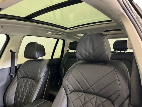 Certified 2024 BMW X7 xDrive40i image 15
