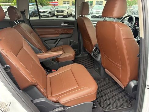 Used 2023 Volkswagen Atlas SE FWD image 8